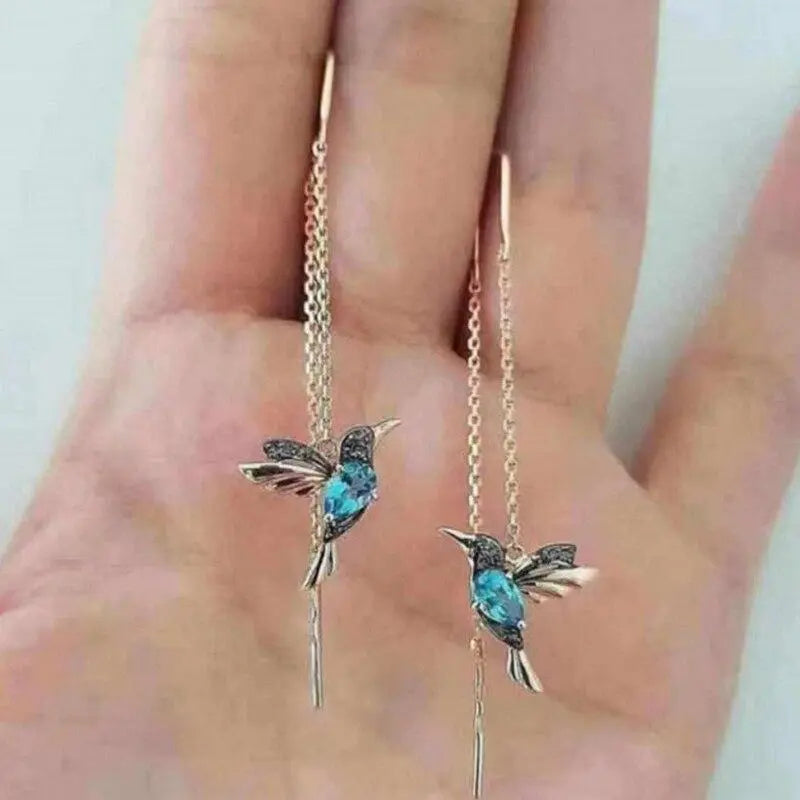 ÉCLAT™ — Pendientes Hilo Colibrí Oro y Cristales