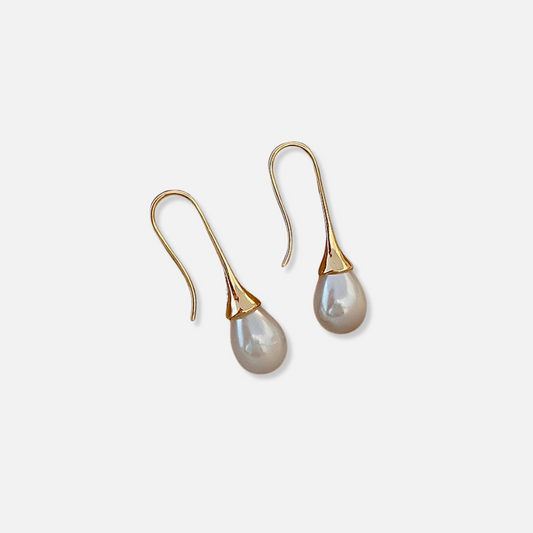 ÉCLAT™ — Pendientes Helena con Perlas Naturales
