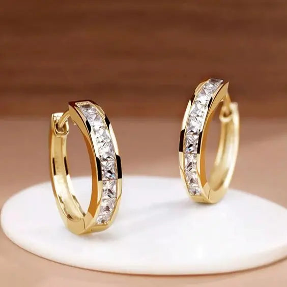 ÉCLAT™ — Pendientes Aro Chic Oro y Cristal